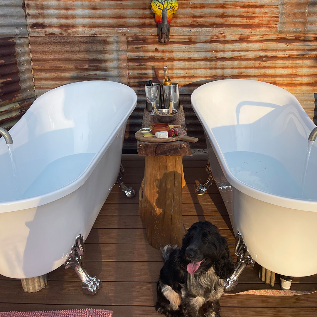 Winston getting a first hand look at the Baths in the Bush experience at Ellenbrae Station